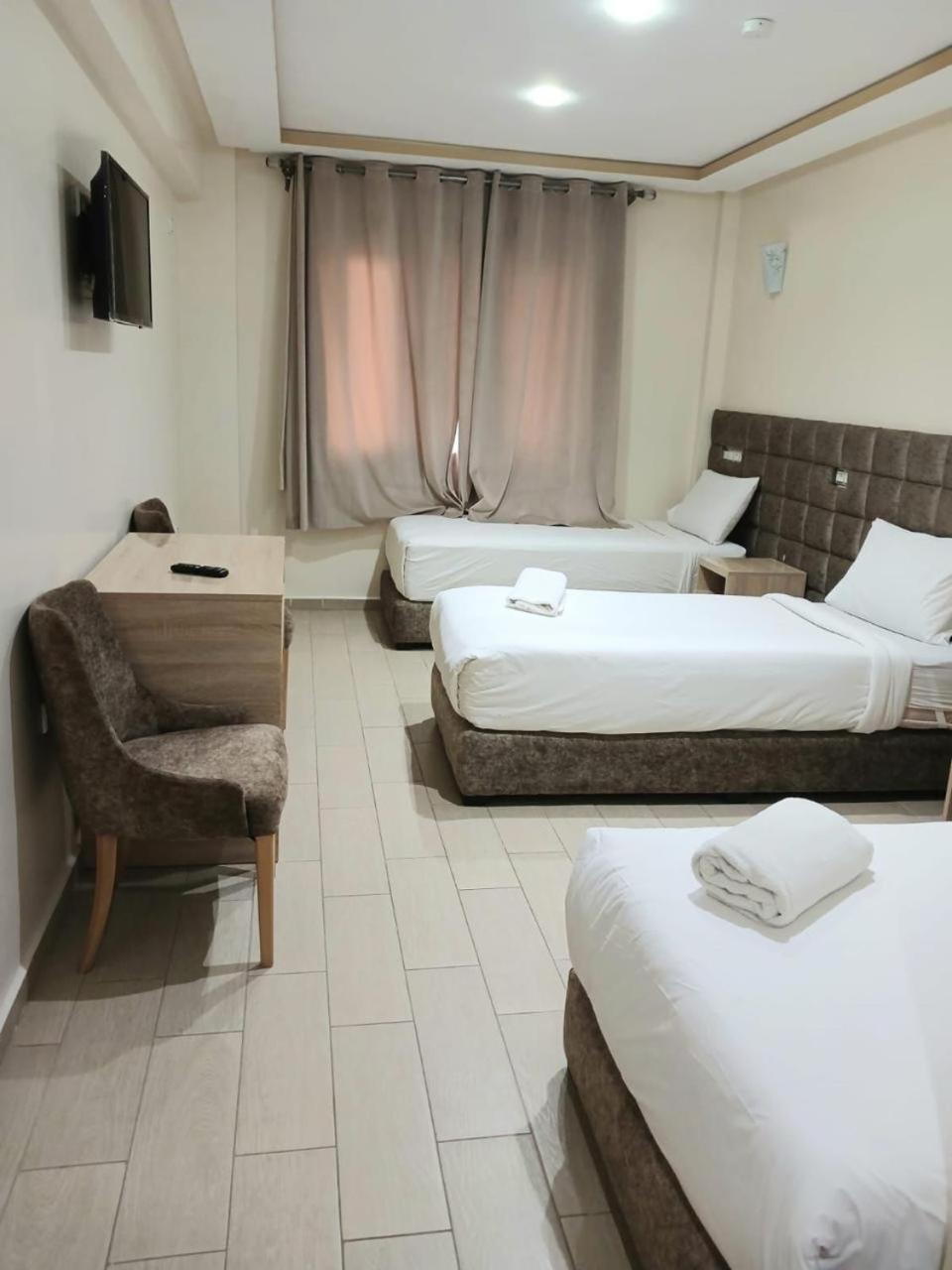 Hotel Jawharat אל ג'אדידה מראה חיצוני תמונה