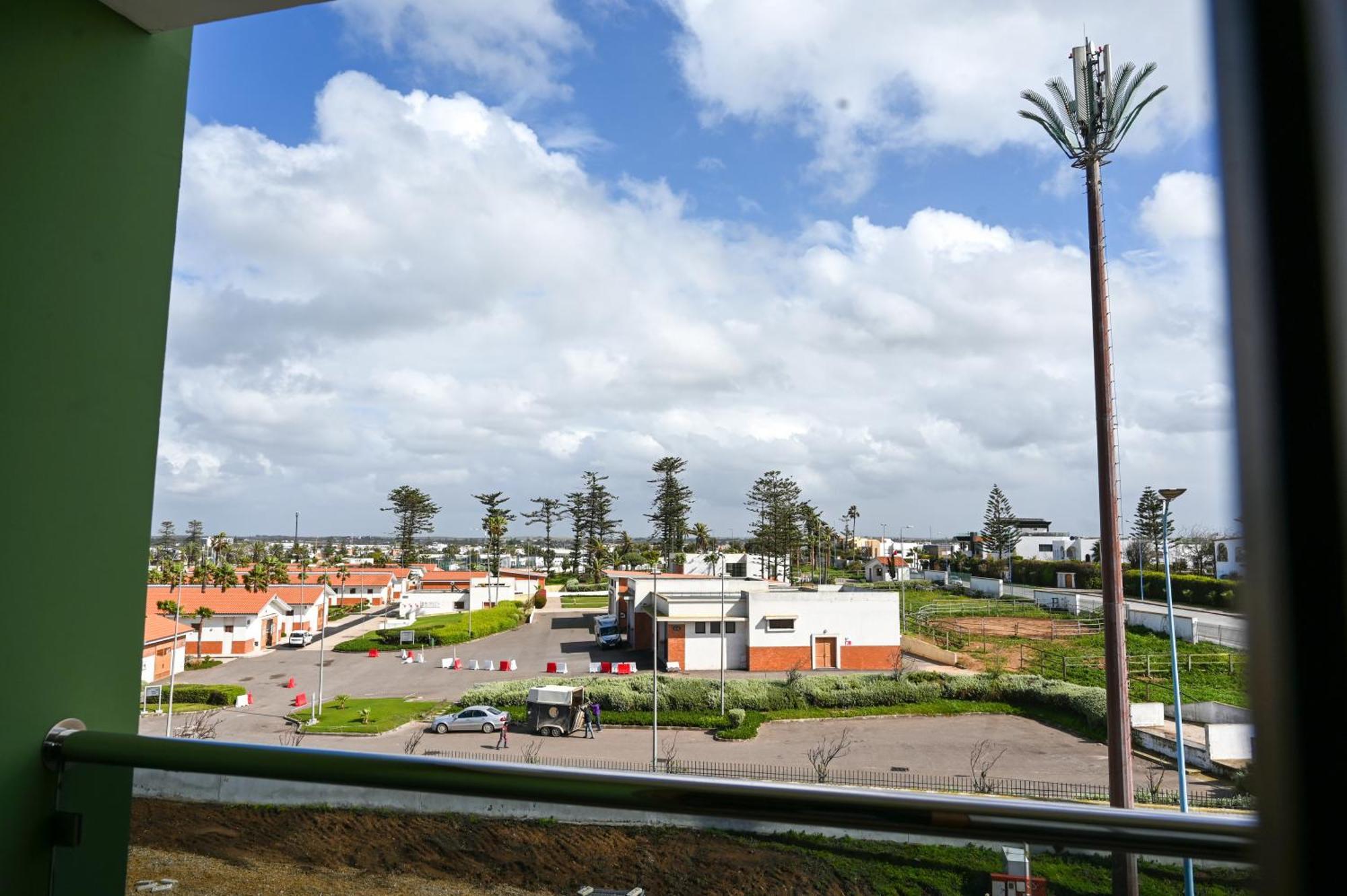 Hotel Jawharat אל ג'אדידה מראה חיצוני תמונה