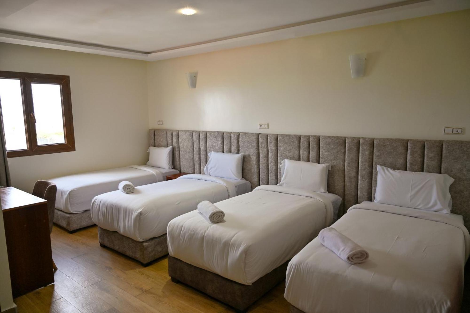 Hotel Jawharat אל ג'אדידה מראה חיצוני תמונה