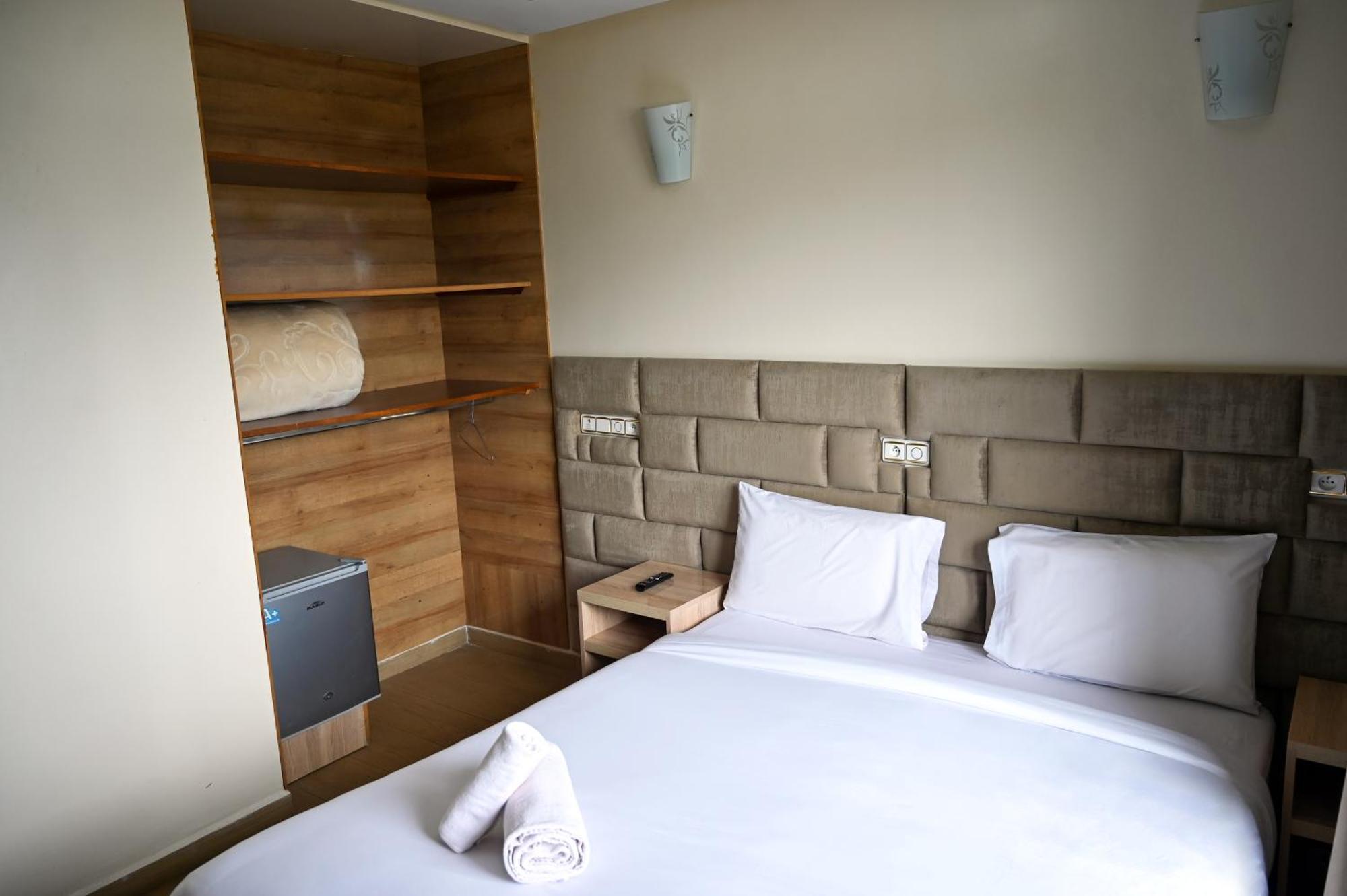Hotel Jawharat אל ג'אדידה מראה חיצוני תמונה