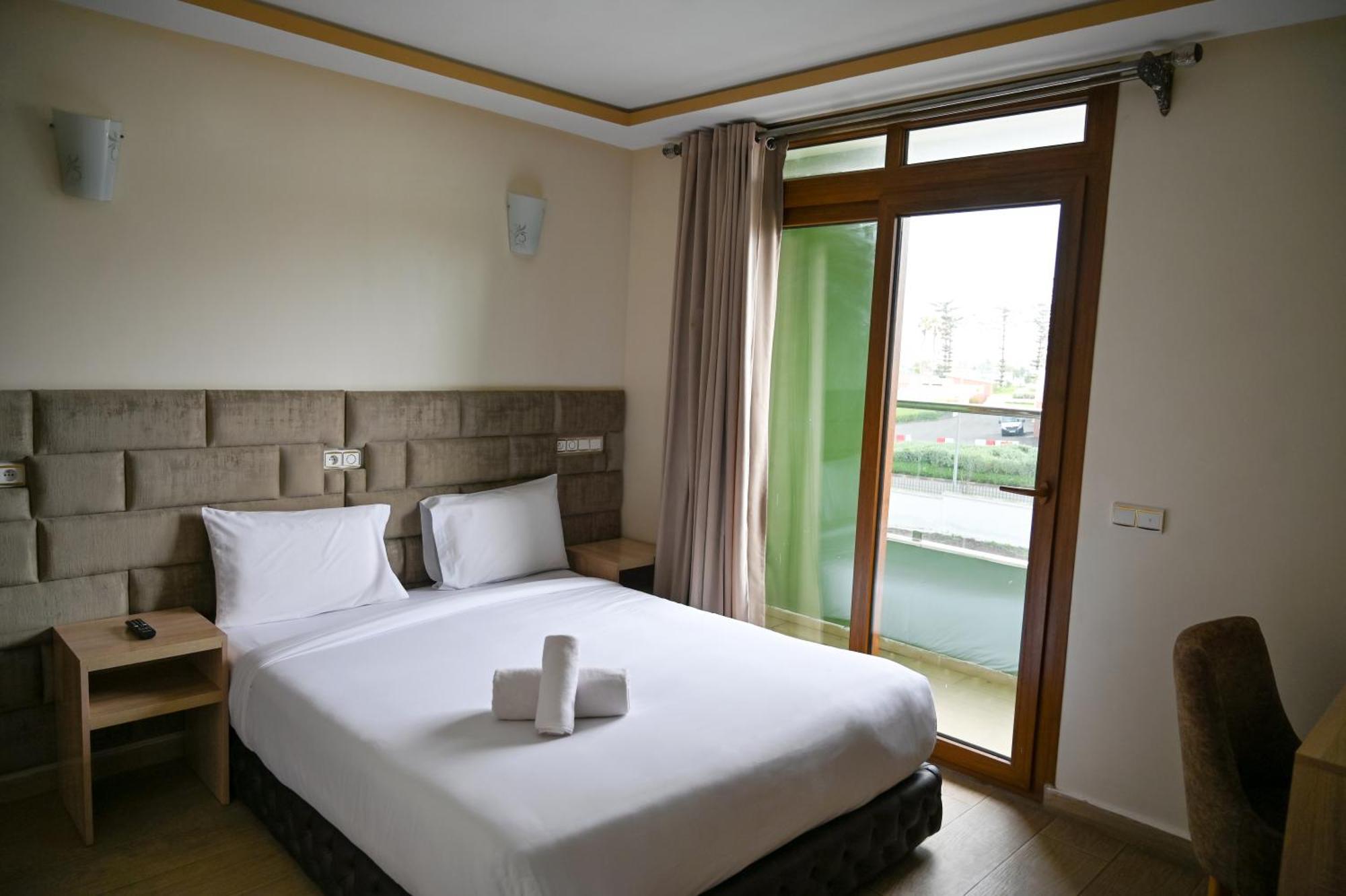 Hotel Jawharat אל ג'אדידה מראה חיצוני תמונה